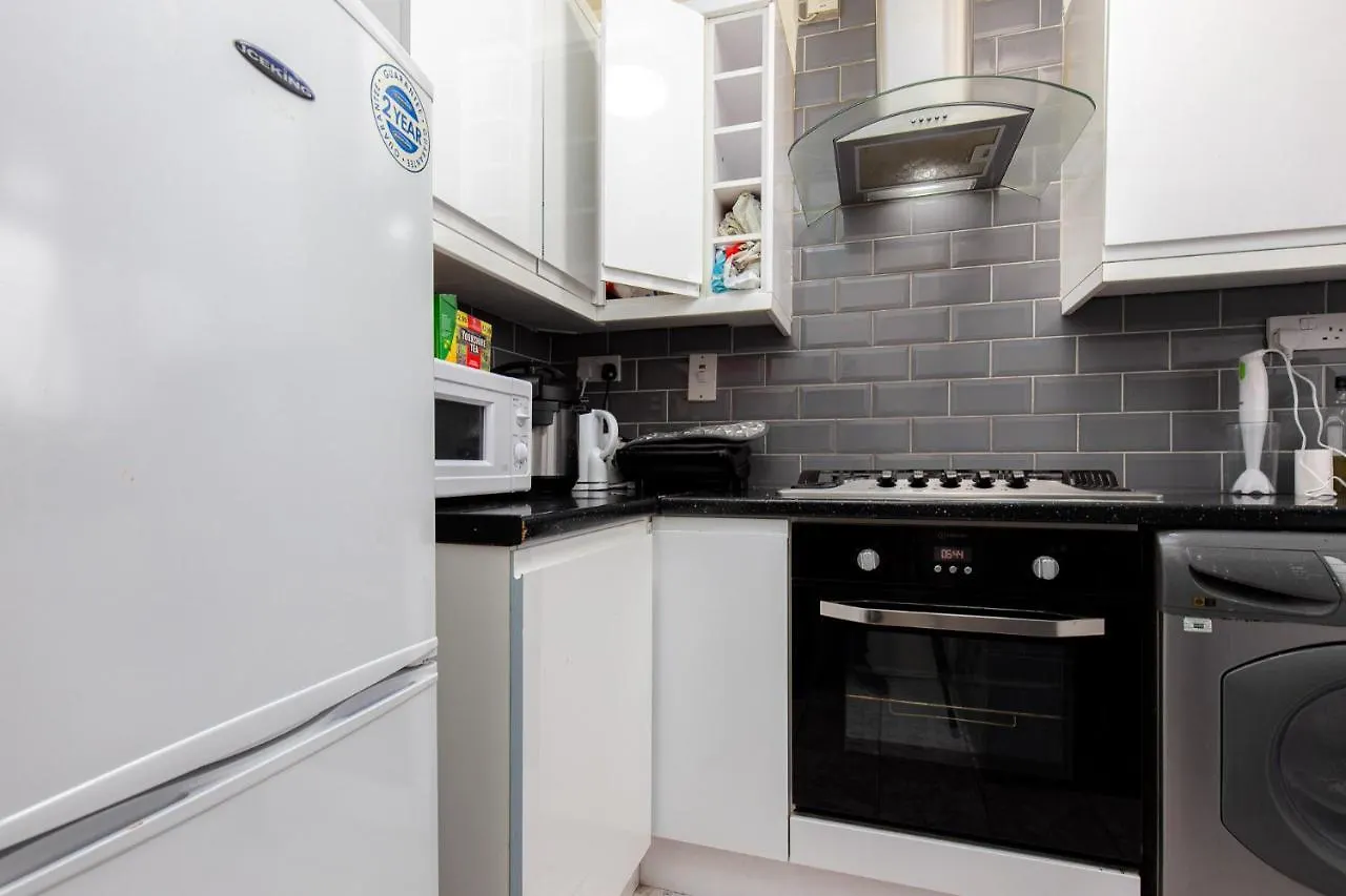 Ponsonby House Apartment London